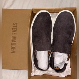 Steve Madden “Fayna” Grey Suede Slip-On Sneakers